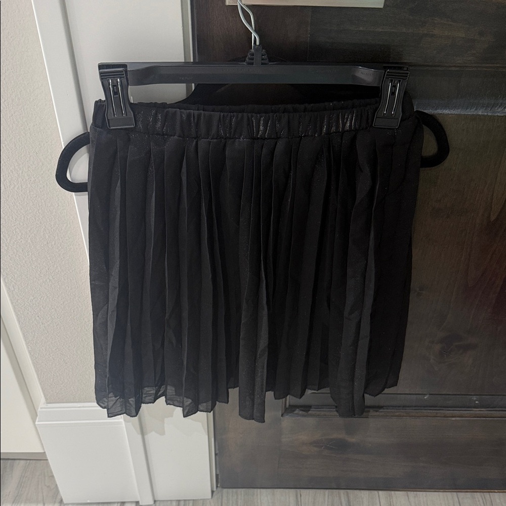 The Children's Place Black Pleated Mini Skirt(Ships from OR)